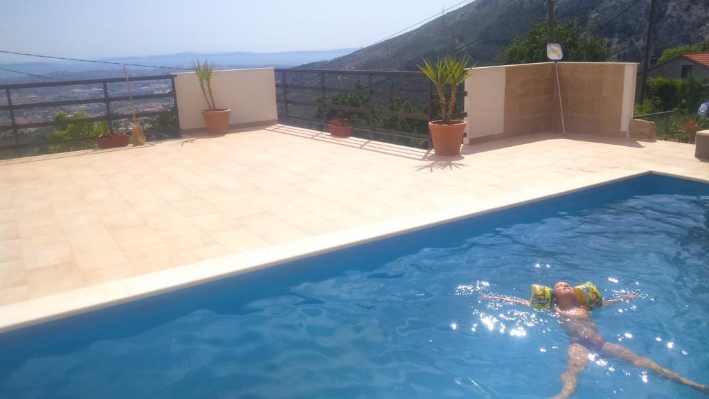 Holiday Home Marincello Solin Room photo