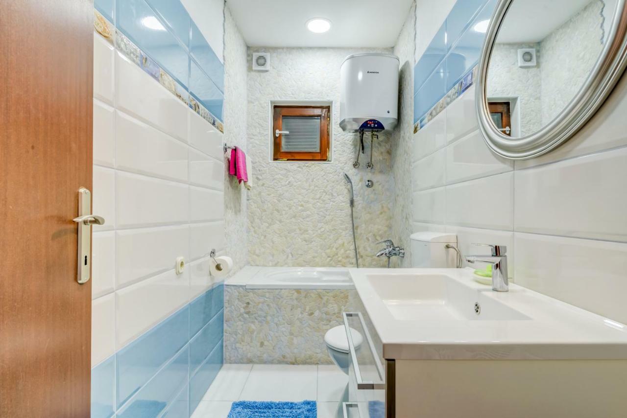 Holiday Home Marincello Solin Exterior photo